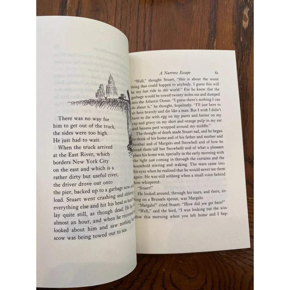 E.B. White 3 Novels In 1 - Charlotte's Web , Stuart Little - Picture 8 of 9